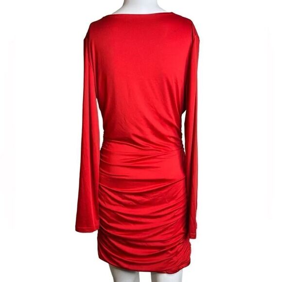 Plunging V Neck Ruched Cocktail Dress Red Size Large - Picture 2 of 5